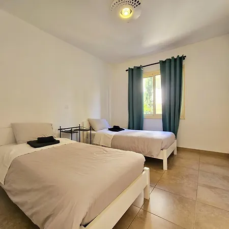 Elysia Park Apartments Paphos Exterior photo